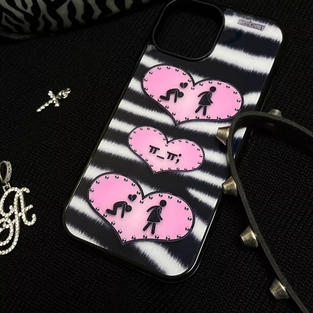 غطاء هاتف مخطط بتصميم شخصي ممي - مراجعة Phone Cases Personalised وسعره