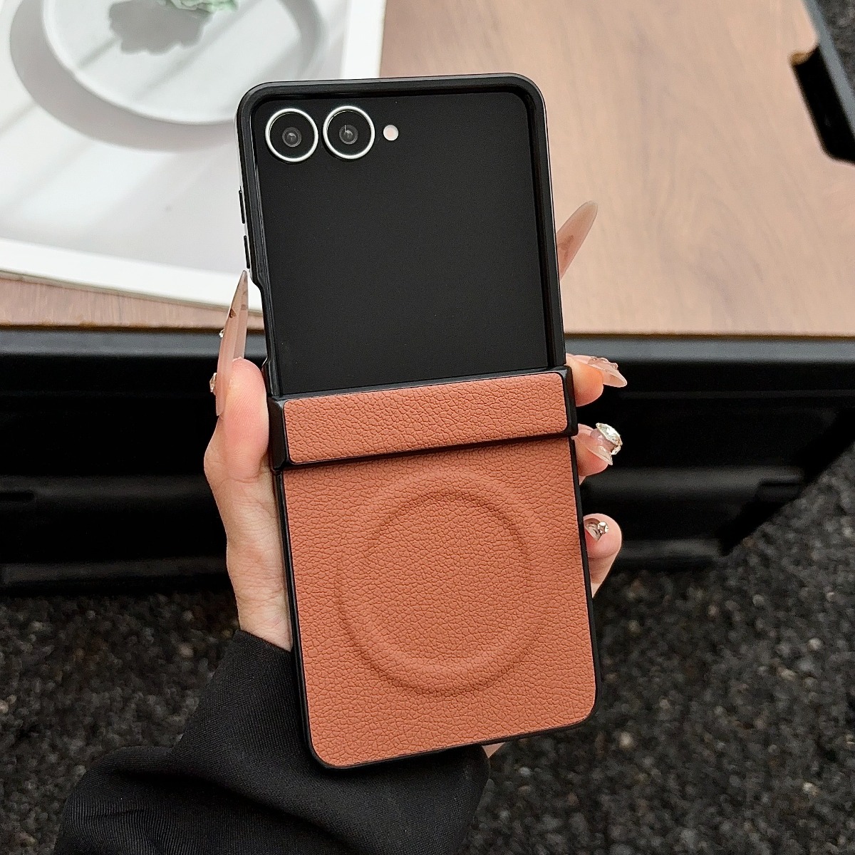 حافظة هاتف فاخرة من الجلد المغ - مراجعة Flip Leather Case وسعره